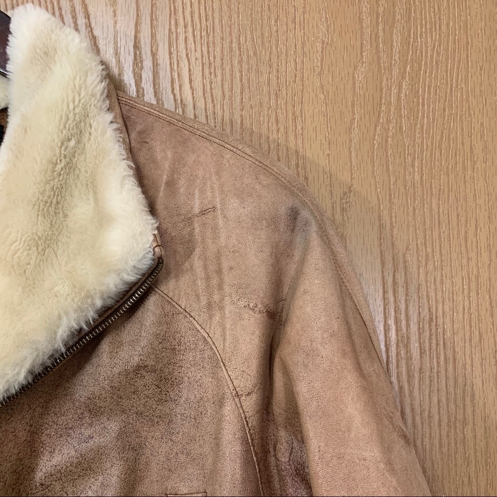 Wilson Adventure Bound Distressed Leather Jacket - Picture 3 of 11